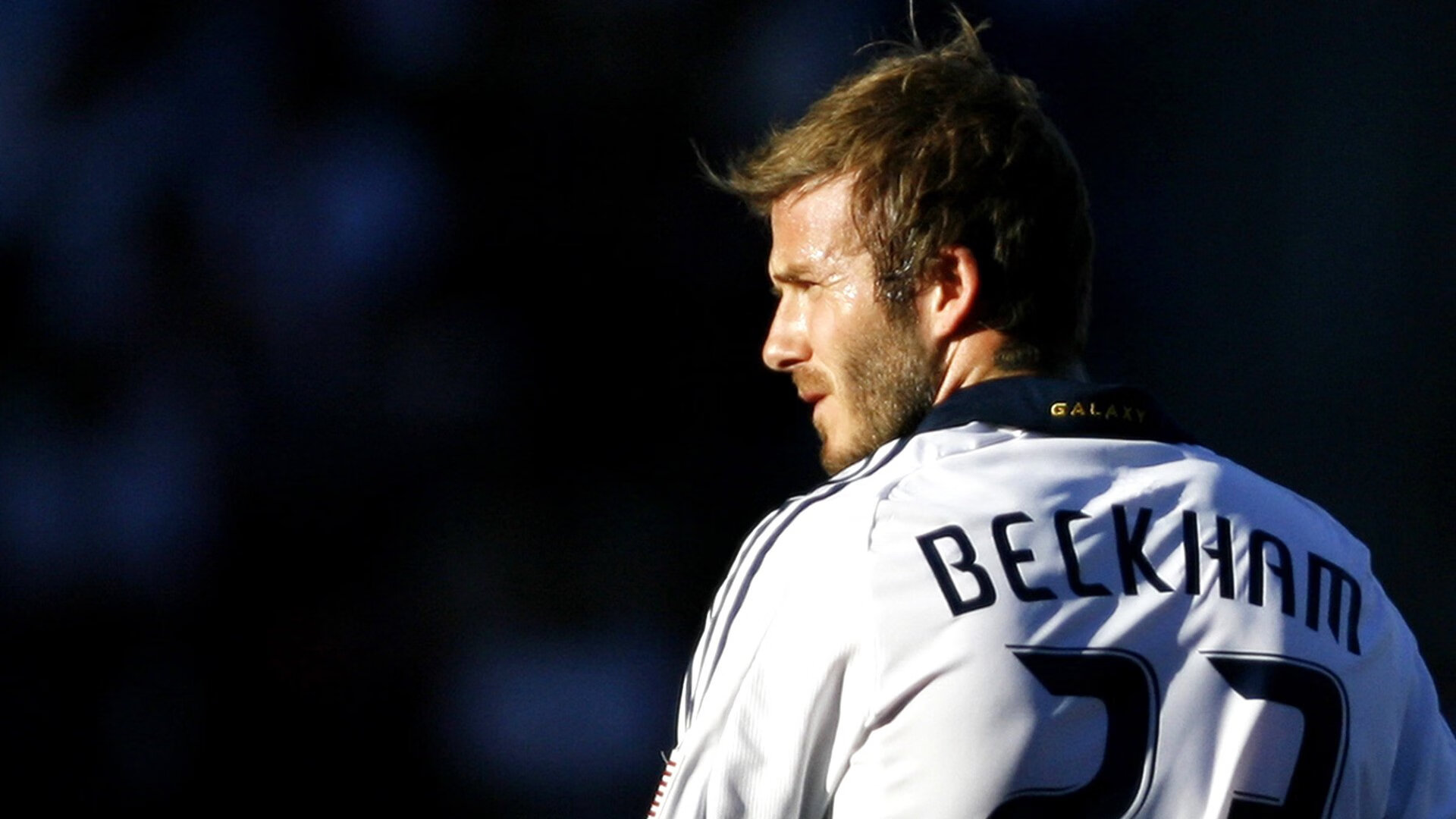 墨西哥球员疑似带暖宝宝上场被罚下，墨西哥暖流有什么称号